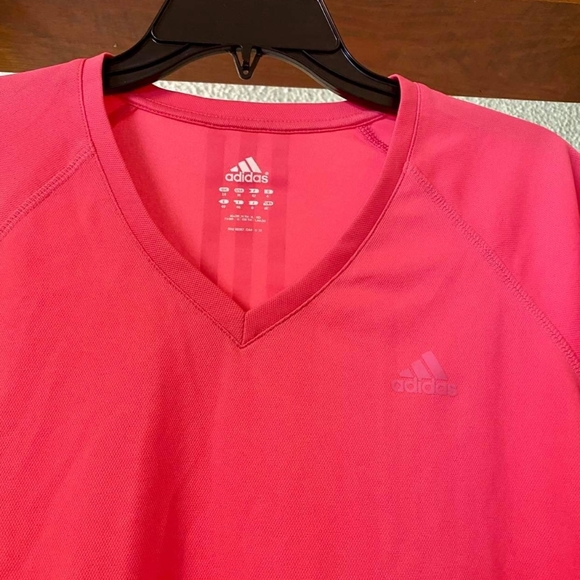 Adidas top - Picture 4 of 4